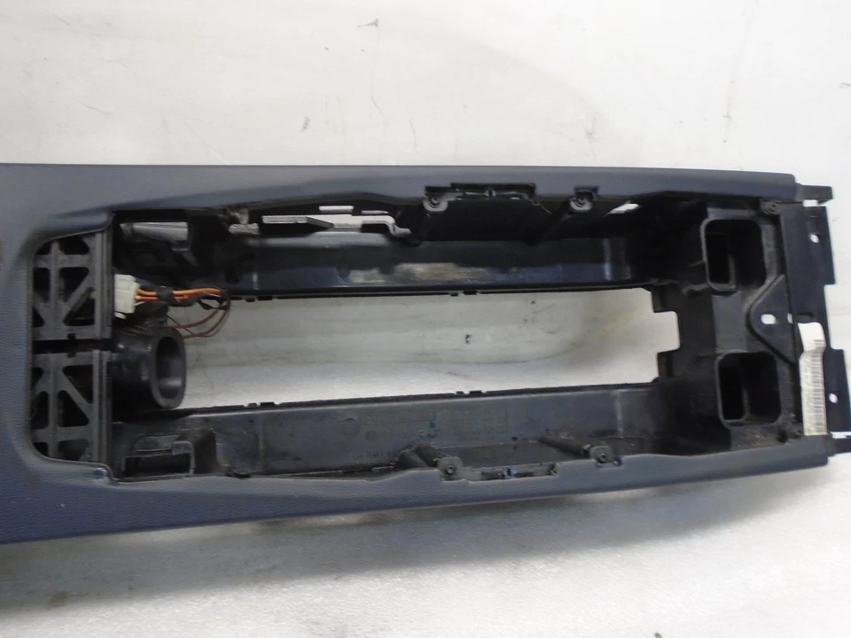 02-05 BMW 745I REPOSABRAZOS CENTRAL CONSOLA CON PORTAVASOS CENICERO OEM IM701111 Foto 2 de 4