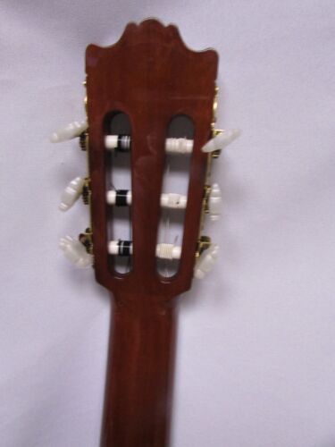 YAMAHA G-240II classical guitar - Picture 10 of 22