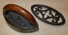  VINTAGE 1800's TOY IRON "THE PEARL" WITH ORIGINAL TRIVET 3 3/4" LONG 