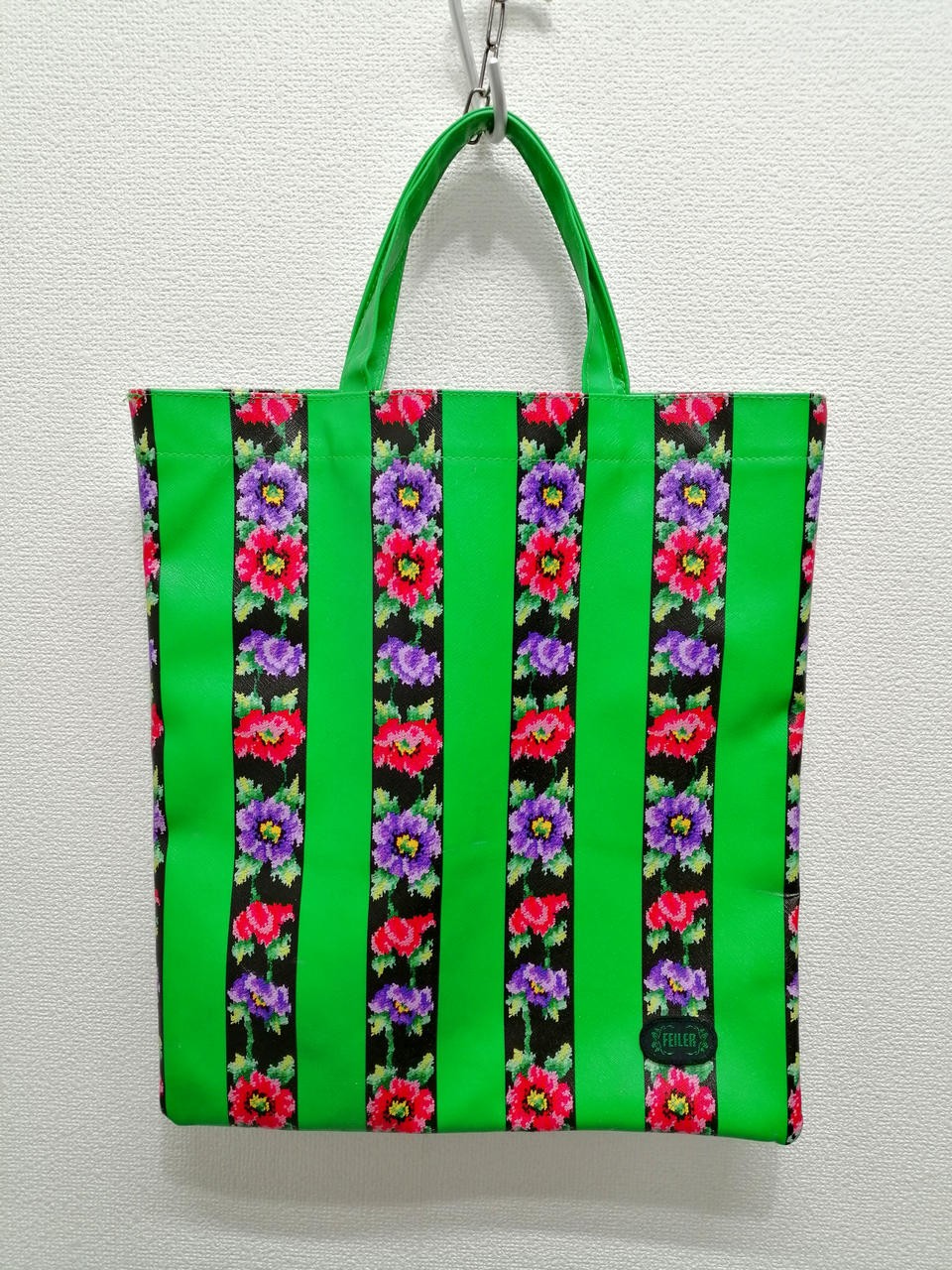 Vertical tote bag model GRN floral stripe by FEILER