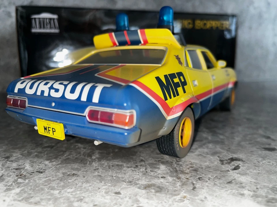1:18 FORD XB FALCON MFP MAD MAX SEDAN V8 Big Booper 1974 Dirty Version - Image 4 of 4