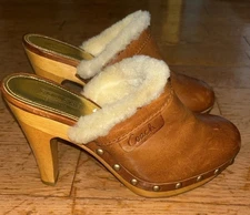 Coach Georgia Shearling-Lined Leather Clog Mules Heels Tan Size 6.5B (New)