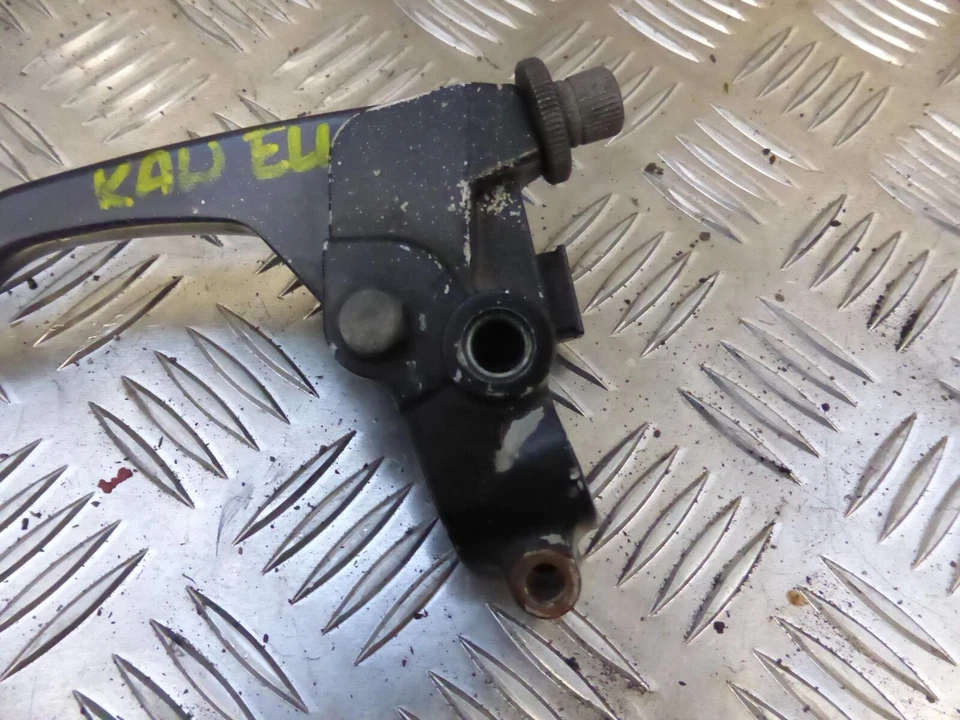 KAWASAKI ELIMINATOR EL 250 1989 CLUTCH LEVER PERCH BRACKET — 第 2/3 张图片