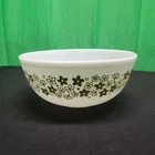 Pyrex Spring Blossom “Crazy Daisy” 404 4 Quart
