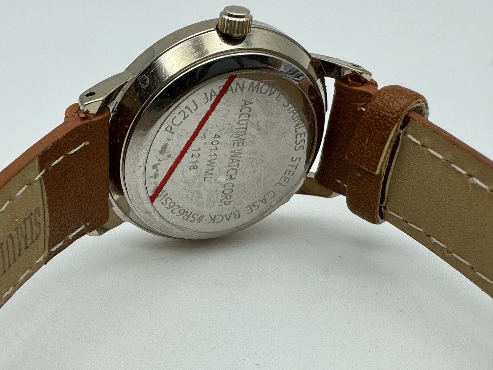 Accutime Watch Corp. Leather Band Working