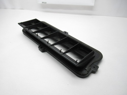 2007-2015 Mazda CX-9 Rear Left Quarter Pressure Vent Grille C00151920 OEM - Bild 7 von 7