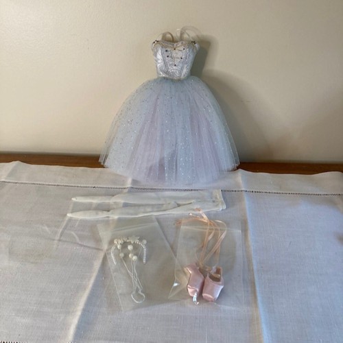 Y2K Clea Bella Snowflake OF for 15.5-16" Fashion Dolls (2007) Nutcracker LE150