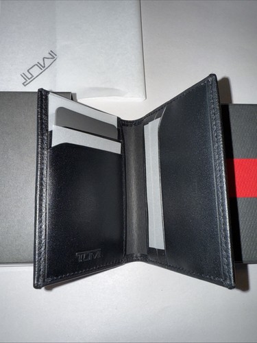 NEU Tumi NASSAU 100 % Leder Klapp Kartenetui Geldbörse - Schwarz - Bild 3 von 6