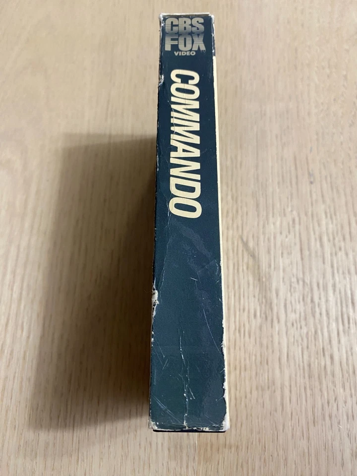 Commando Arnold Schwarzenegger VHS 1985 Vintage CBS FOX VIDEO 80s Action Hero - Image 2 of 4