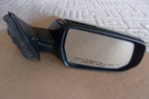 2014 2015 2016 CHEVY MALIBU RIGHT MIRROR OEM NICE