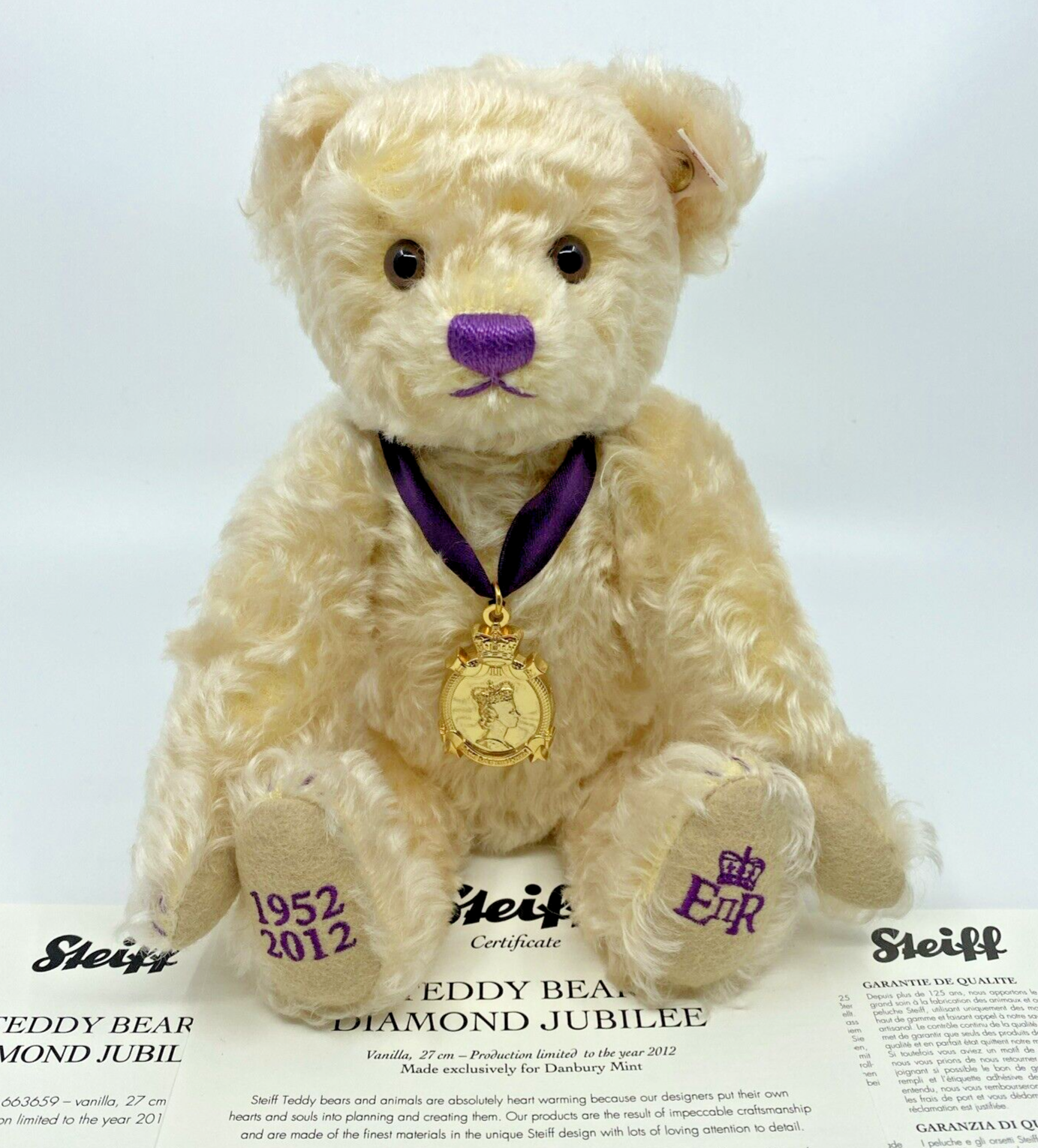 Steiff Ltd Edition Teddy Bear Diamond Jubilee  27cm, Vanilla - EAN:663659 - 2012