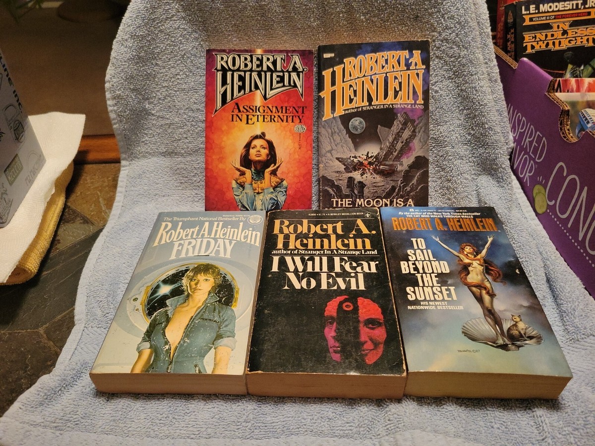 希少　Robert A. Heinlein 5冊セット　サイエンスフィクション VINTAGE ROBERT HEINLEIN SCIENCE FICTION PAPERBACKS 5 BOXED