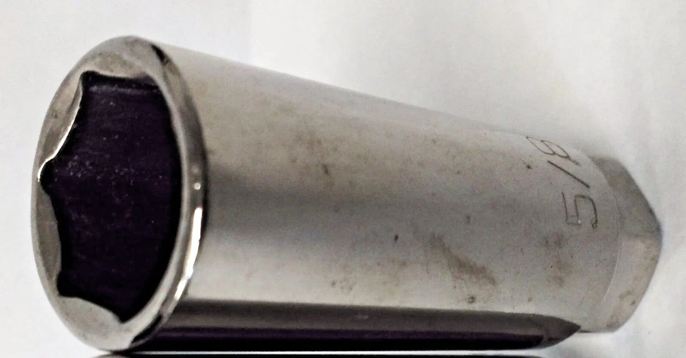 Kobalt 22897  3/8 Drive 6 Point 5/8" Spark Plug Socket USA - Image 2 of 2