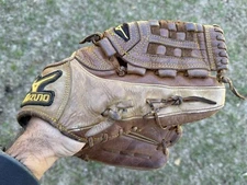 Mizuno Classic Pro Soft GCP 19S RHT 12.75” Fielders Glove