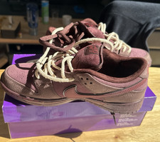 Nike SB Dunk Low Burgundy Crush EU42,5 City o...