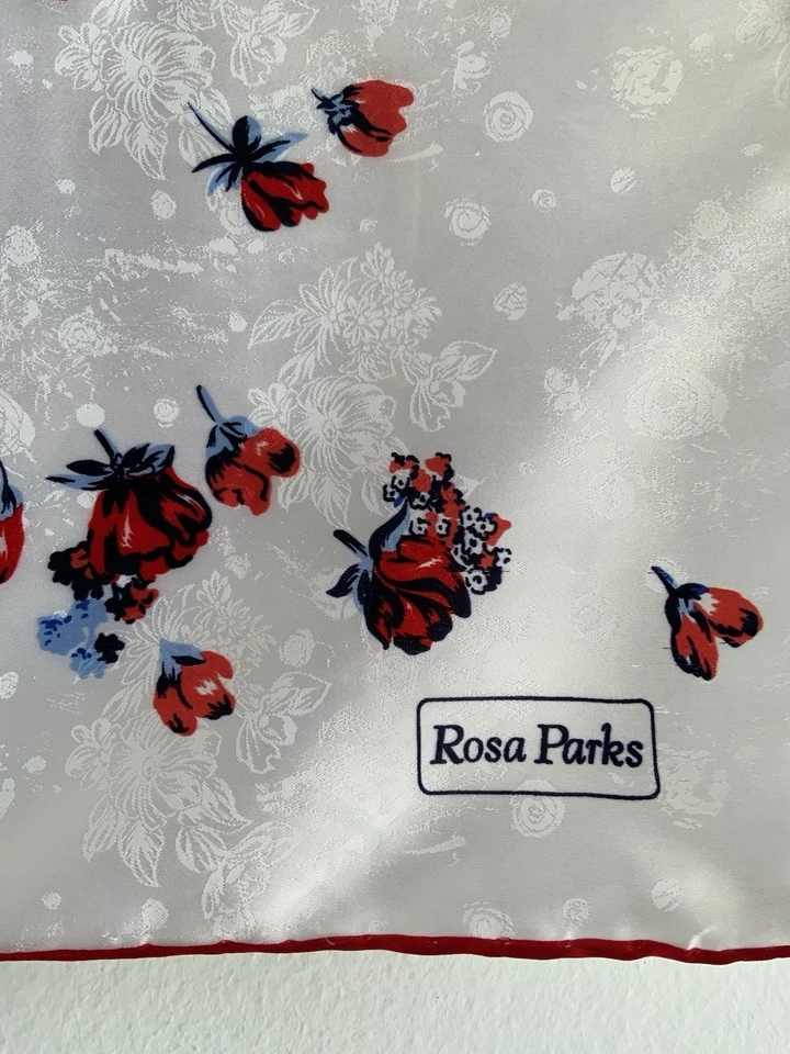 ROSA PARK Blanco Floral Seda Mujer Bufanda HECHO EN PAVO 35"/36" EX CON Foto 4 de 4