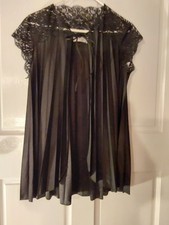 Vintage Vanity Fair Black Pleated Bed Jacket/Babydoll Robe/Duster Size 34