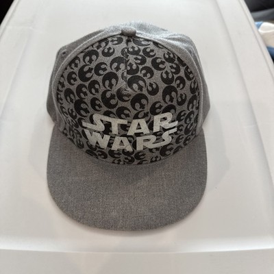 Star Wars Brand Gray Black Silver 100% Acrylic SnapBack Hat OSFM