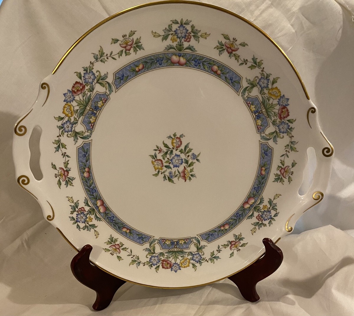Vintage Royal Worcester 1981 Bone China “Mayfield” Pattern Handled