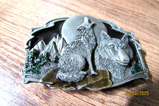 U4 Howling Wolf Pack at Full Moon Pewter Vintage 1989 Siskiyou Belt Buckle B17