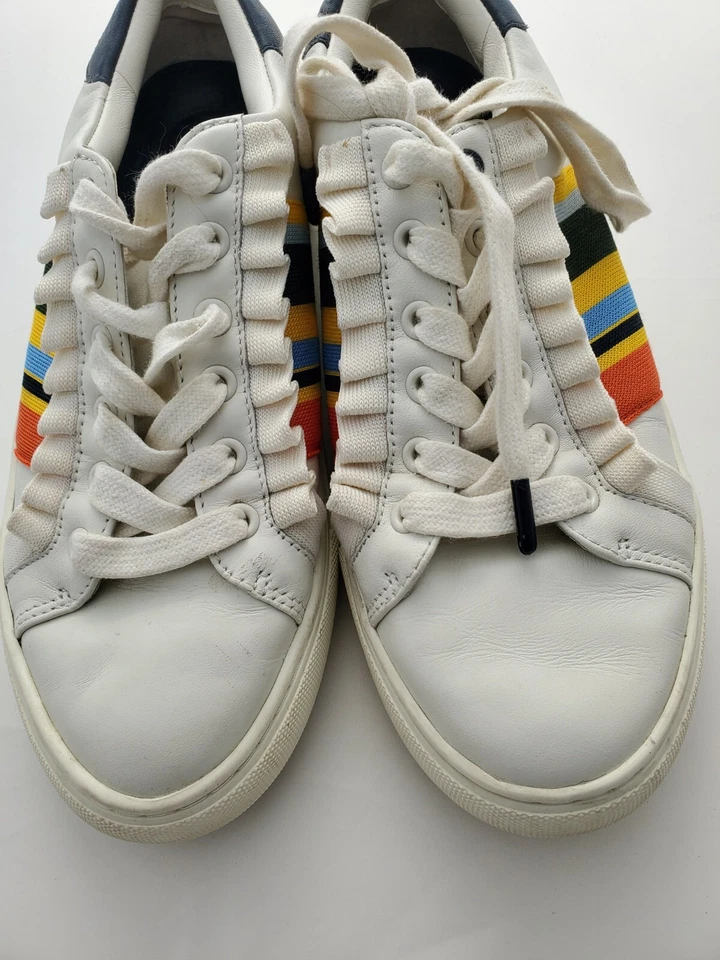 Tenis deportivos Tory Burch Tory de cuero con volantes blancos talla 6,5 estilo rayas laterales Foto 3 de 4