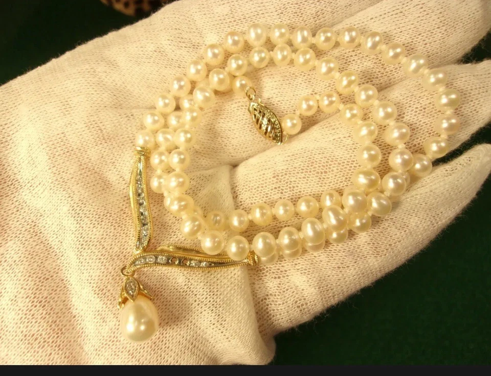 Collar gota de diamantes y perlas de oro de 10k diseñador ALWAND VAHAN Foto 3 de 3