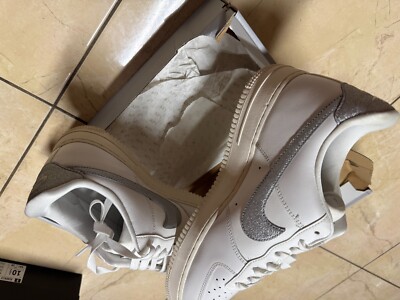 Size 11 Nike Air Force '07 Essential Silver Swoosh W