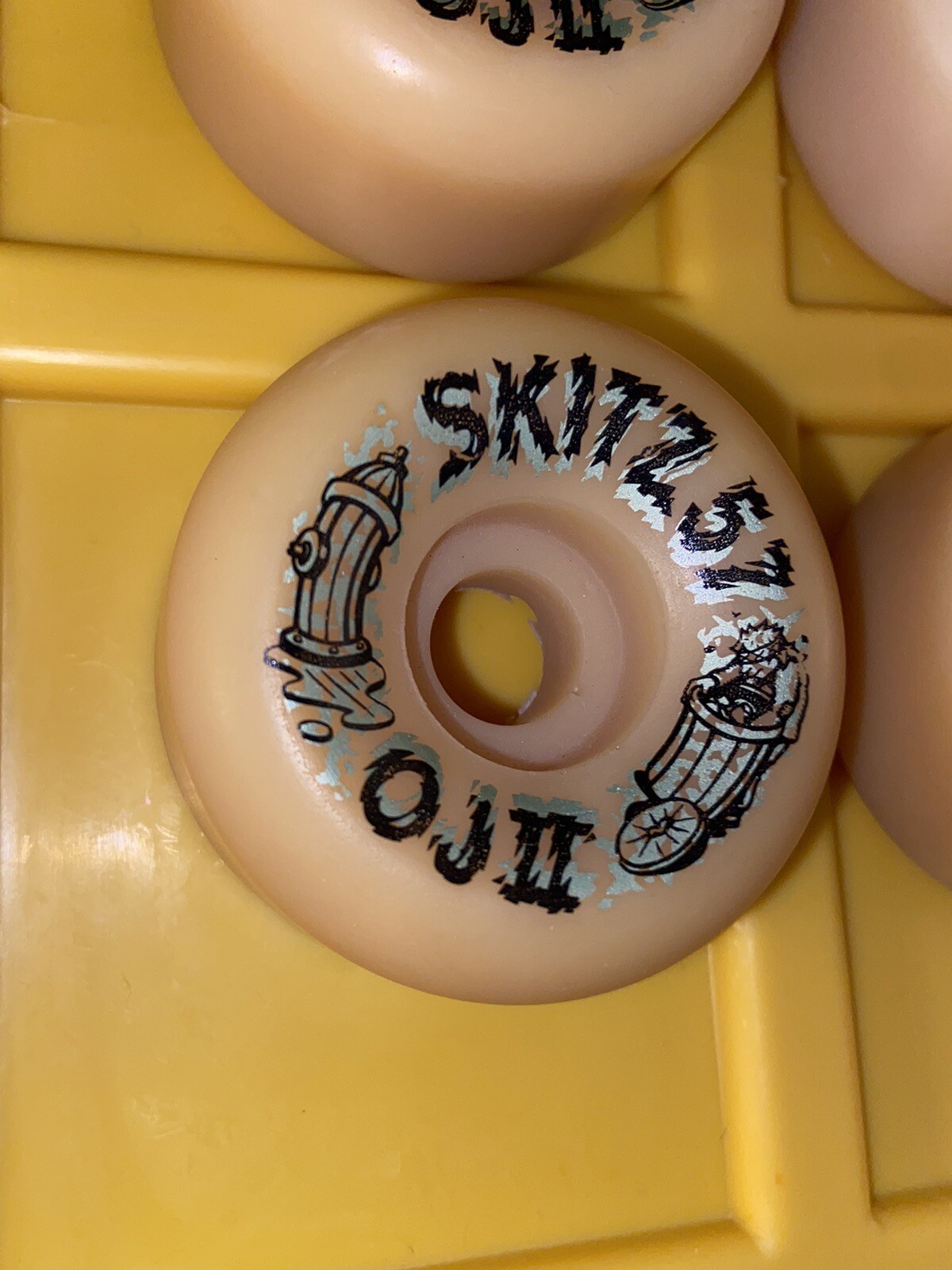 Autocollant Skate Santa Cruz OJ Wheels Axel Crusher - Taille 3,7 Pouces, Collector 🛹