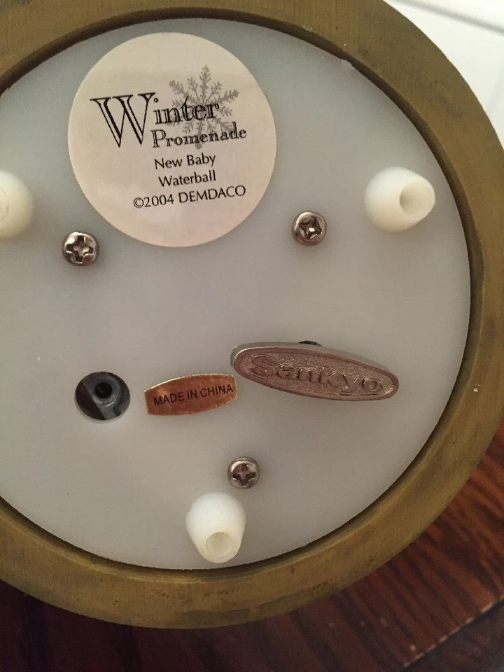 Demdaco Winter Promenade New Baby Waterball Musical Snow Globe Twinkle Twinkle - Изображение 2 из 4