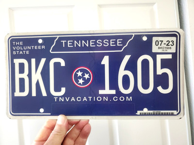 Tennessee License Plate July  2023 BK 1605 The Volunteer  State  TNVACATION.COM