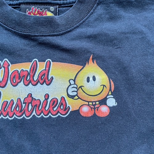 Vintage World Industries Flame Head T-Shirt Youth Size Small Skateboarding 90's - Picture 3 of 7