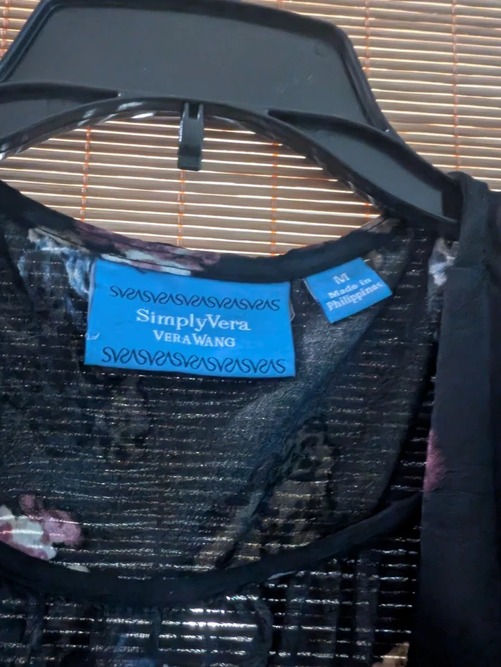 Simply Vera Wang Women's Medium Dress Floral Design On Black Cinch In Front - Image 3 of 4