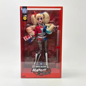 Jakks Pacific DC Super-Villains Harley Quinn Doll Warner Bros Collection In Hand