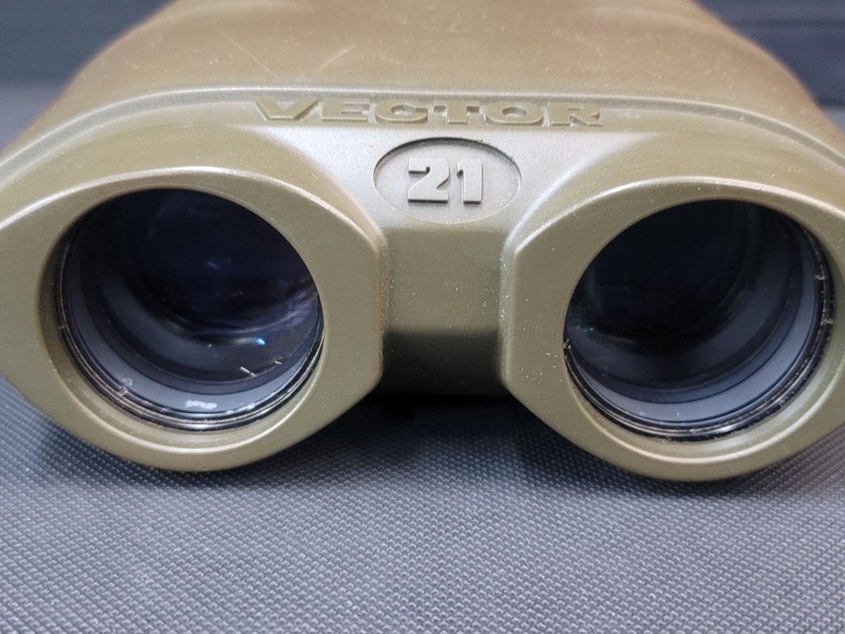 Vector 21 Reticule Vector 21 Binoculars