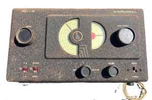 Hallicrafters Model S-38B Short  Wave 4 Band Radio -- Powers Up