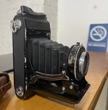 Vintage Zeiss Ikon Telma Analog Folding Film Camera With Leather Case