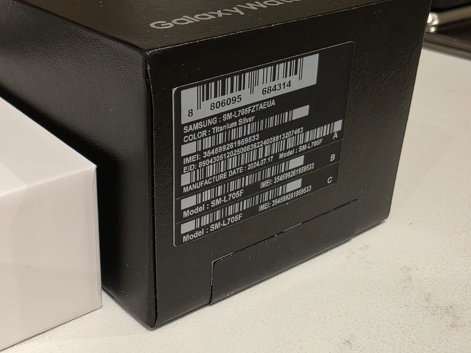 Samsung Watch Ultra SM-L705FZTAEUA 47mm Titanium Silver LTE 2024 SM-L705F - Image 4 of 4