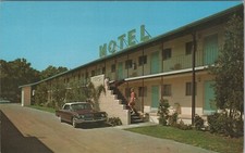 Orlando, FL: Lakeshore Lodge Apartments - Vintage Florida Postcard