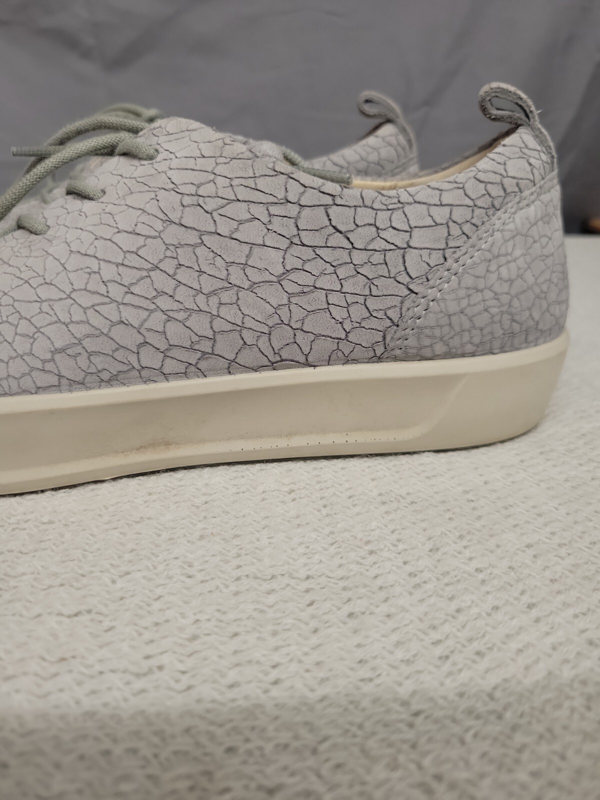 ecco soft 7 long lace perforated sneaker