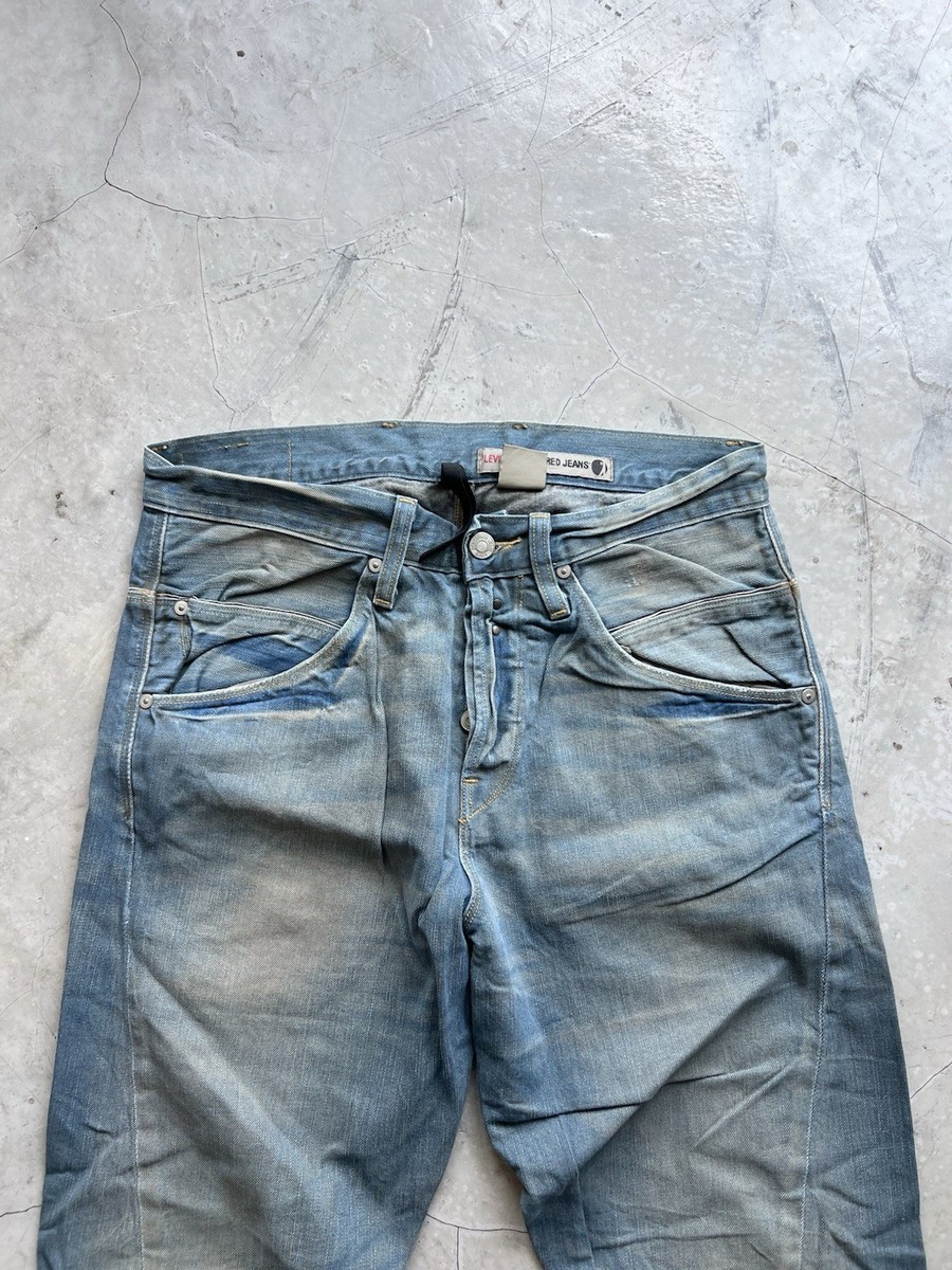 Vintage Levis Engineered Twisted Jeans Buckle Back Tag W30 Actual