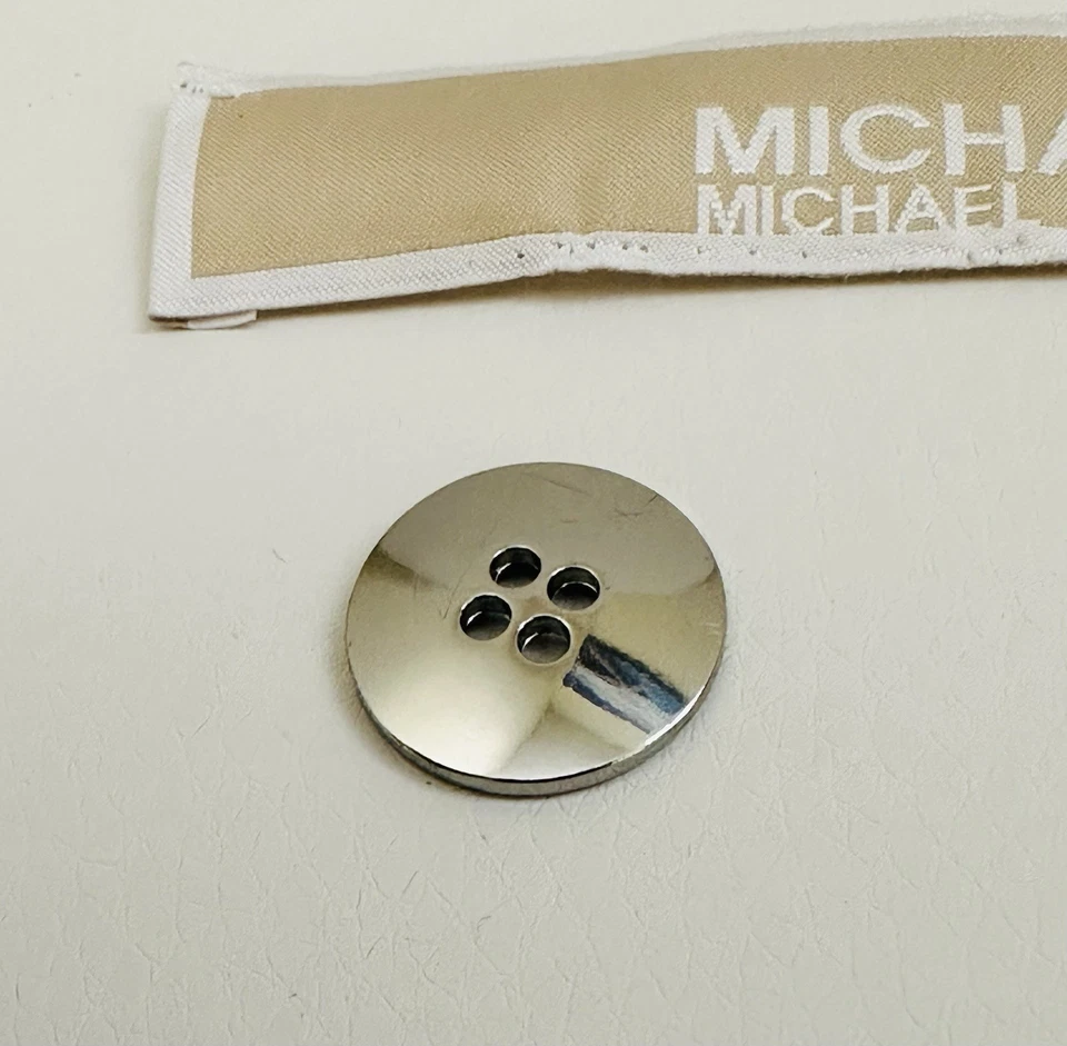 Michael Kors Replacement button Silver tone metal round 4-hole signature - Image 3 of 4