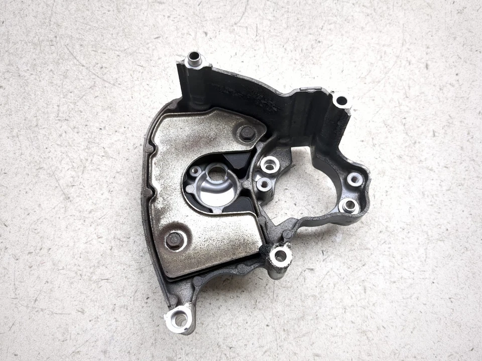 08-18 Cubierta de piñón delantero Suzuki Hayabusa GSX1300R Foto 2 de 4