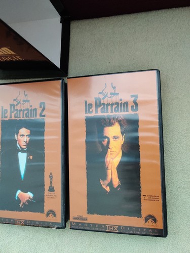 Coffret VHS Le Parrain La Trilogie - 3 Cassettes Video - The Godfather 1 2 3 - Photo 3/10