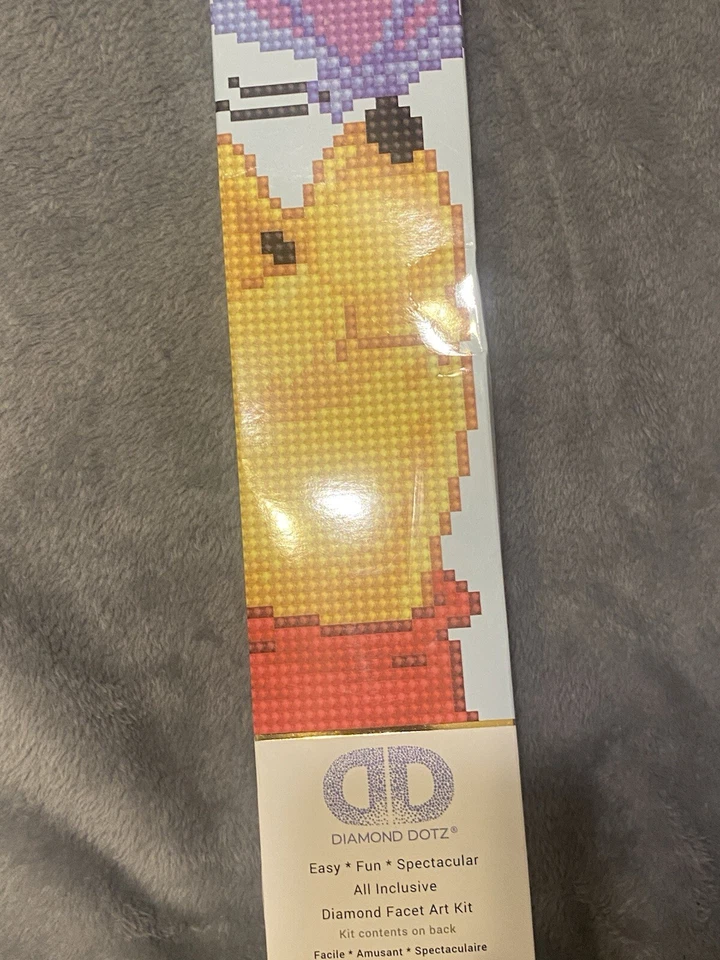 Disney Winnie the Pooh 30 x 30cm (11.8" x 11.8") Diamond Dotz Art Kit New In Box - Image 2 of 4