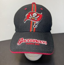 VINTAGE 90  s Tampa Bay Buccaneers Hat Cap Strap Back NFL Football Mens Mint  G 
