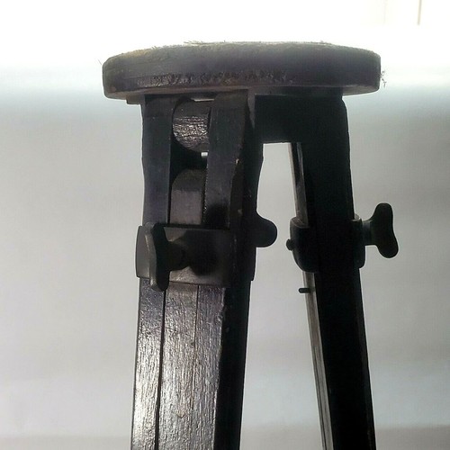 Vintage/Antik Fotoausrüstung Holz Stativ schwarz - Bild 4 von 8