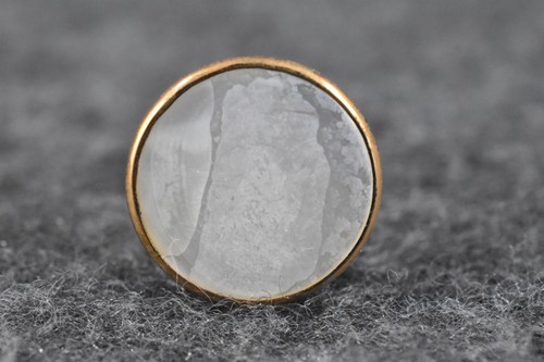 12 New Old Stock Genuine Antique Mother of Pearl Buttons/Studs on Original Card - Picture 8 of 10