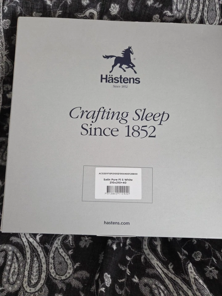 Juego de sábanas ajustables Hastens Satin Pure 210x210+40 Foto 4 de 4