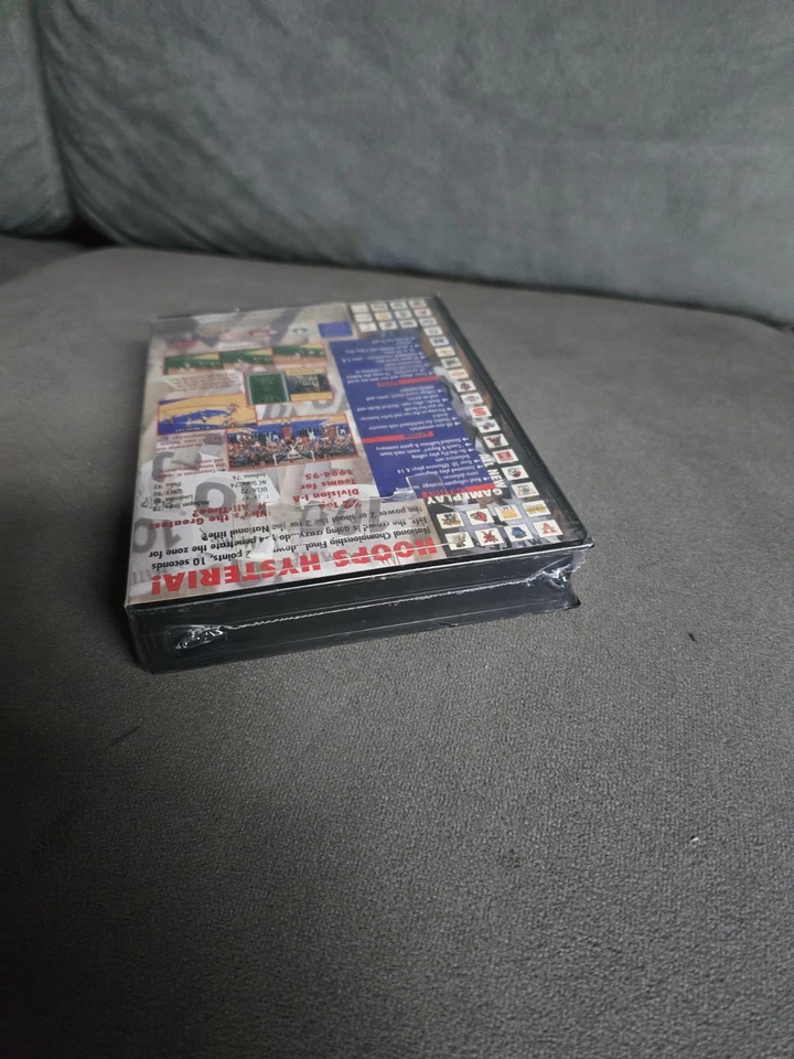 Coach K College Basketball (Sega Genesis, 1995) CIB Complete W/ Manual - Tested! - Image 4 of 4