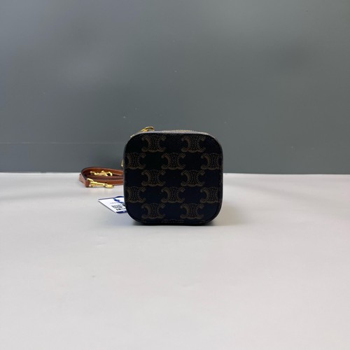 Celine Triomphe Monogram Adjustable Detachable Shoulder - Very Good #1E3I4FC - Picture 5 of 10